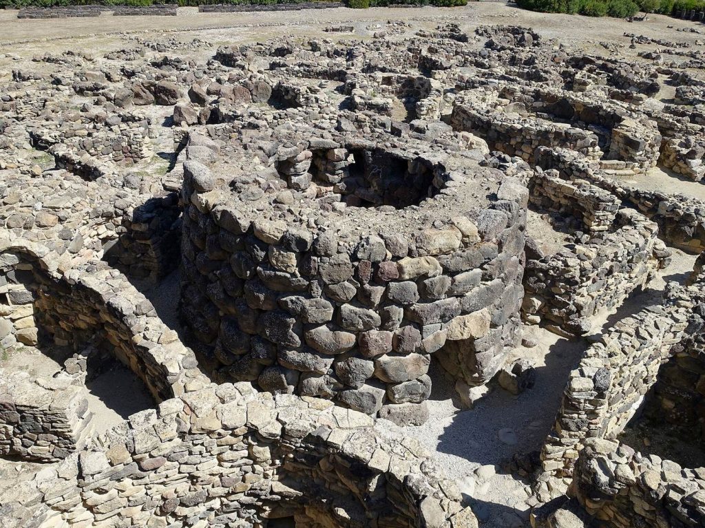 Su Nuraxi di Barumini: A Nuragic Settlement and Tower Complex 3 Su Nuraxi di Barumini