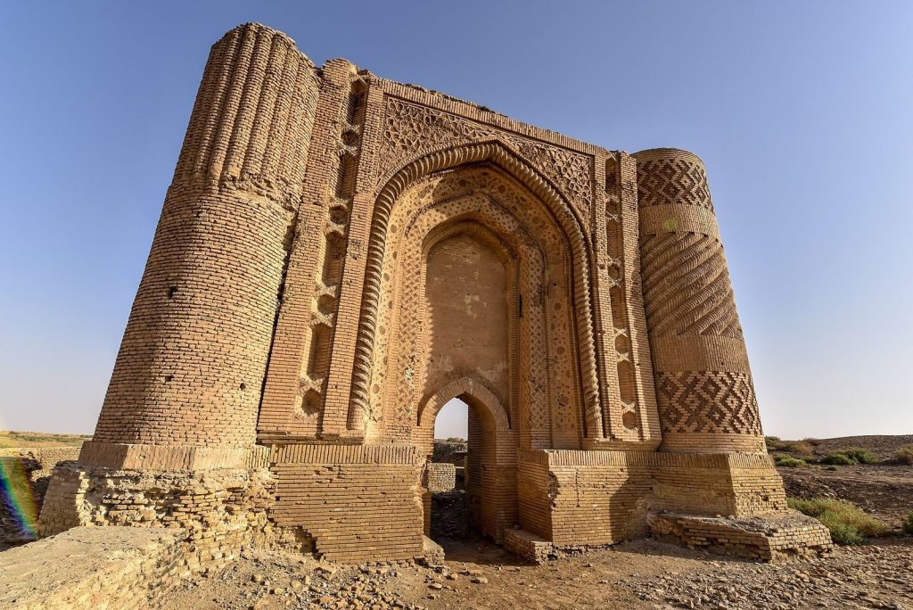 Wasit: An Umayyad Administrative City and Garrison in Iraq 2 Wasit