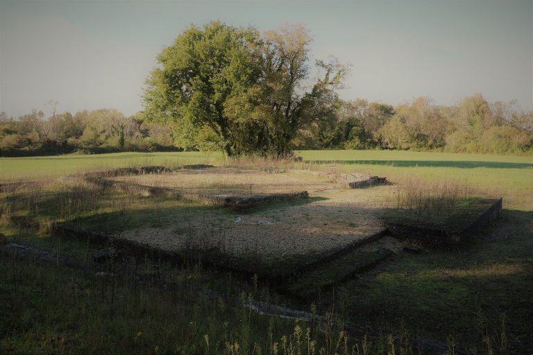 Brion Archaeological Site: An Iron Age and Roman Settlement in France