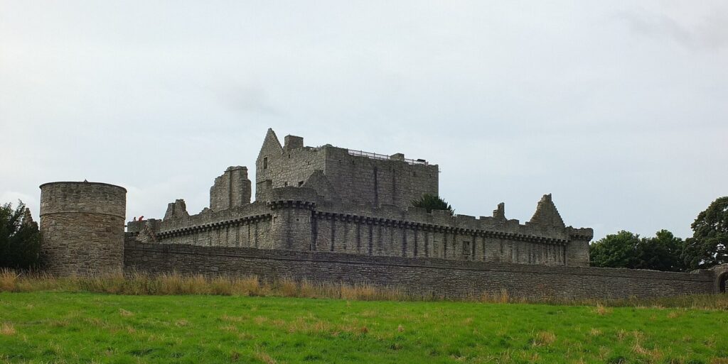 Craigmillar Castle: A Medieval Courtyard Castle near Edinburgh 2 Craigmillar Castle