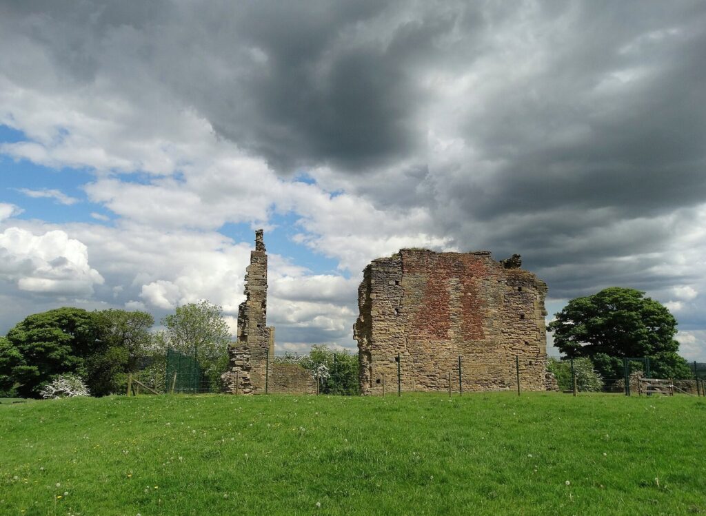 Codnor Castle: A Medieval Stone Fortress in England 2 Codnor Castle