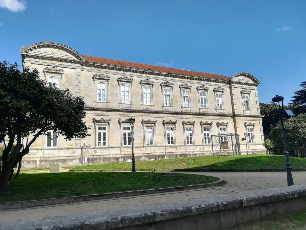 Palacio de la Diputación de Pontevedra: Provincial Government Headquarters 1 Palacio de la Diputación de Pontevedra