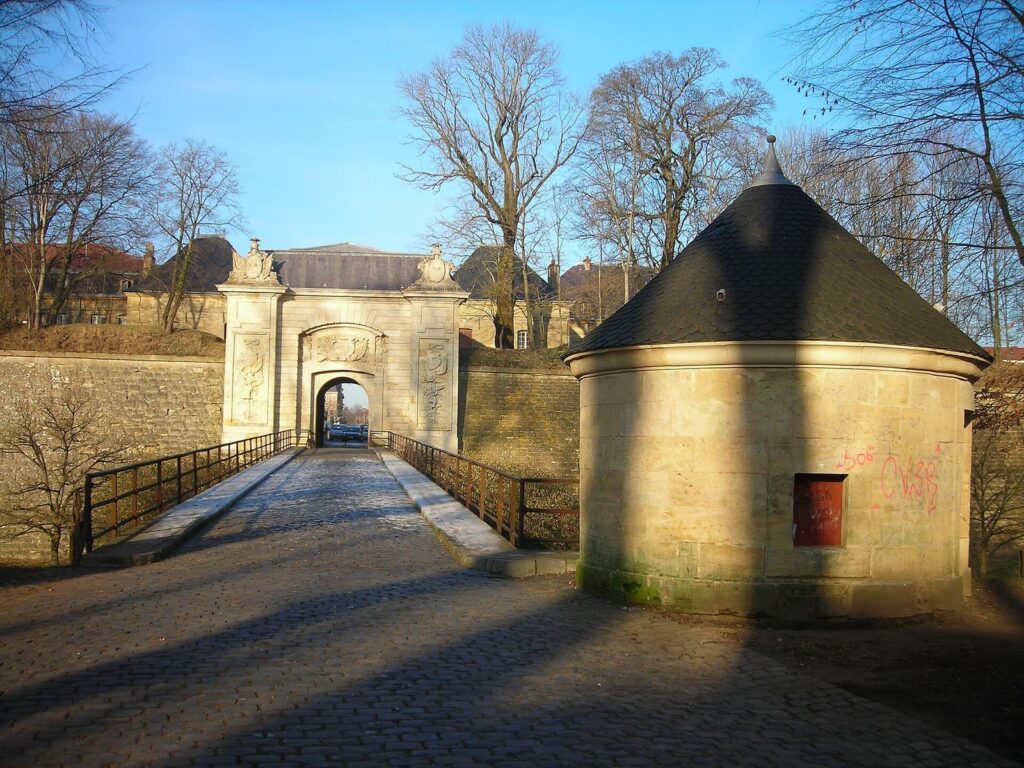 Longwy City Walls: A Vauban-Era Fortified Town 2 Longwy City Walls