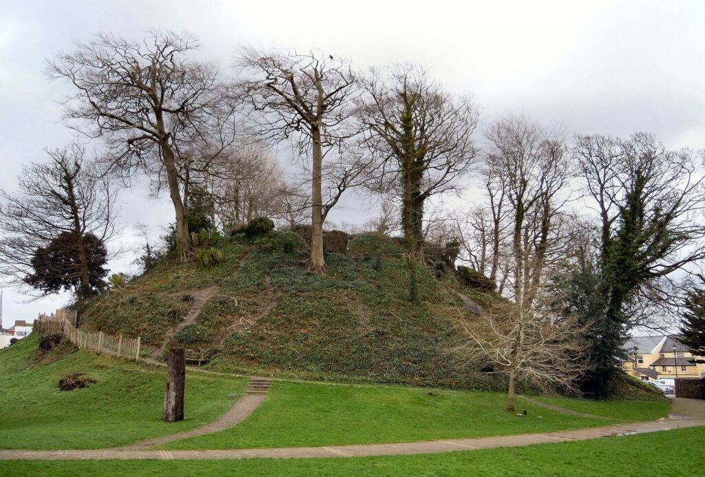 Barnstaple Castle: A Medieval Fortress in England 1 Barnstaple Castle
