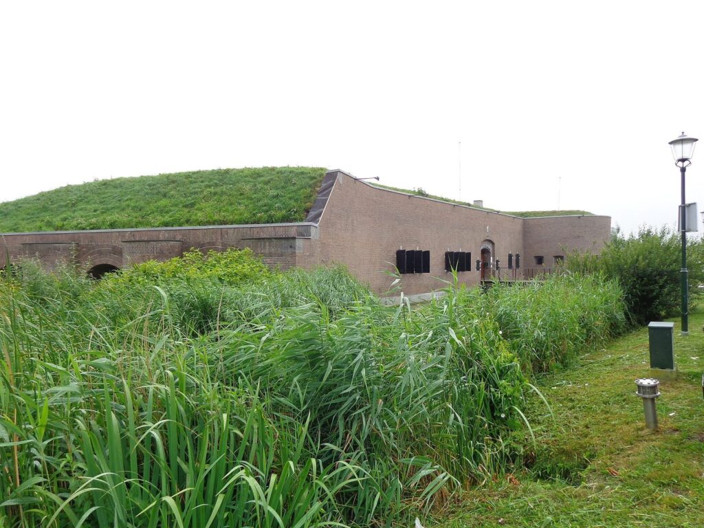 Mouse Fort: A Fort in the Defenses of Muiden 2 Mouse Fort