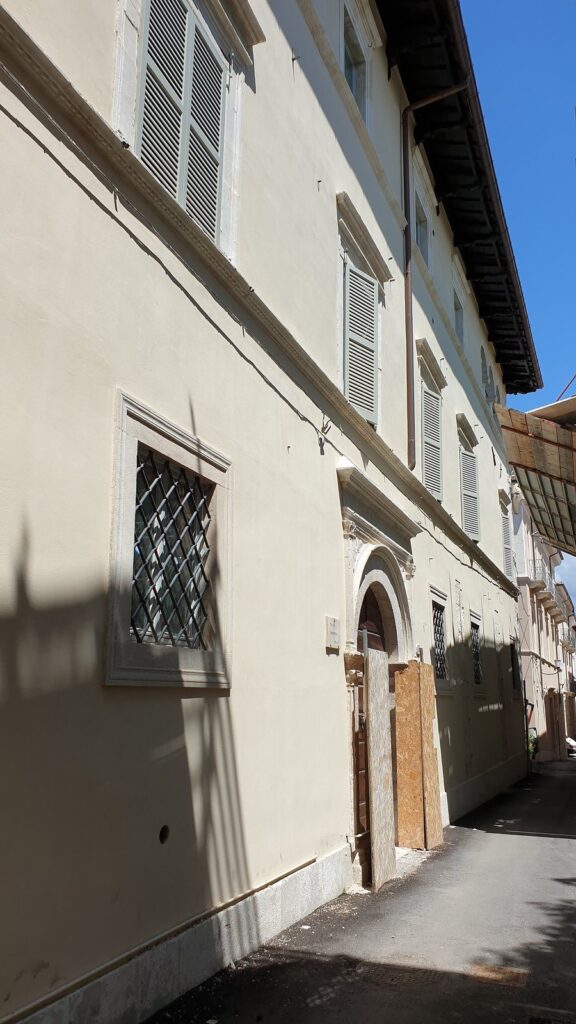 Palazzo Dragonetti: A Renaissance Palace in L’Aquila 1 Palazzo Dragonetti