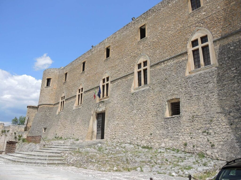 Piccolomini Castle, Capestrano: A Fortress and Residence 3 Piccolomini Castle, Capestrano