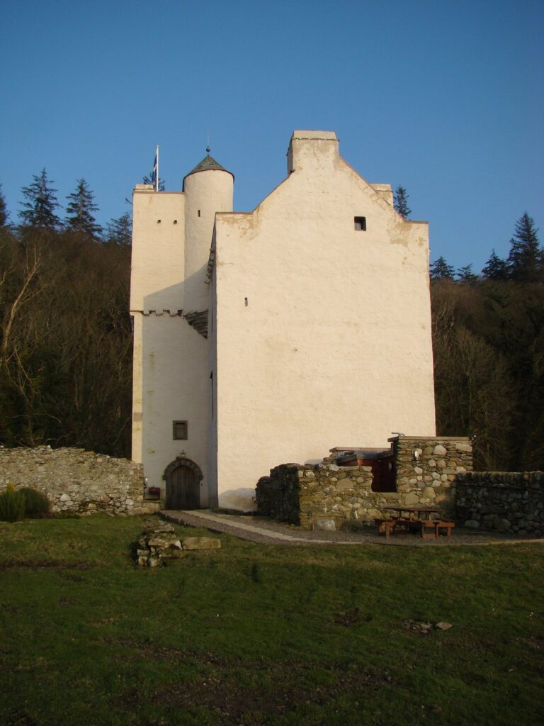 Barholm Castle: A Scottish Tower House and McCulloch Stronghold 1 Barholm Castle
