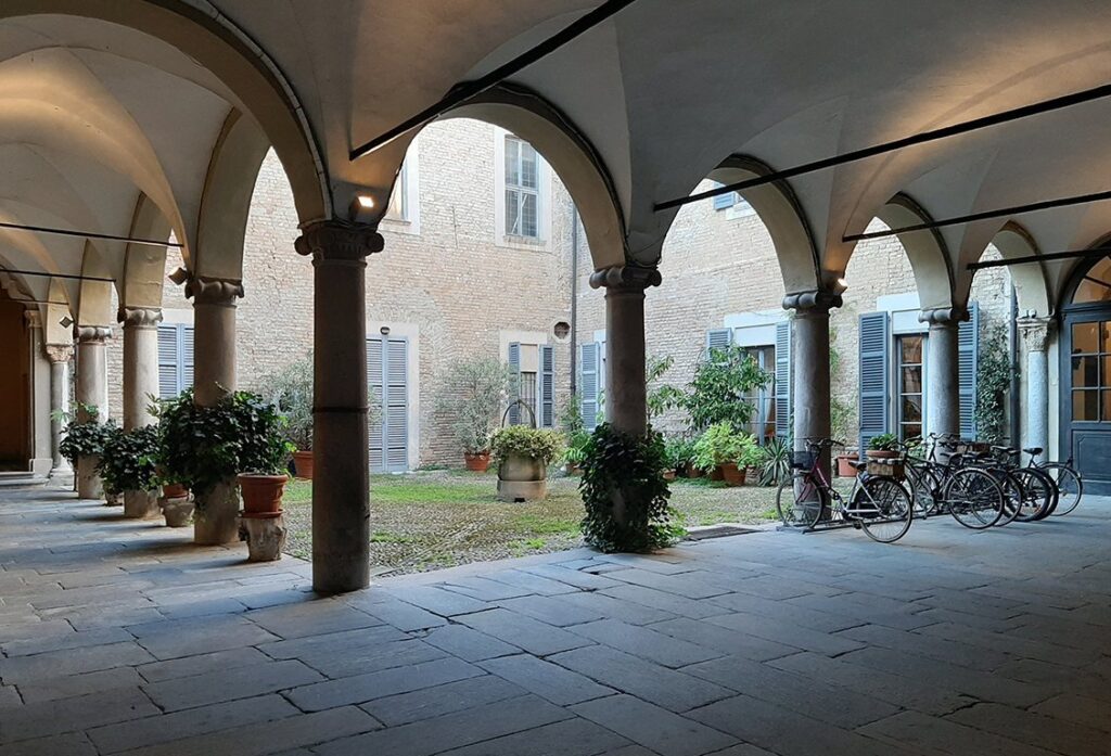 Mozzanica Palace: A Fifteenth-Century Lombard Palace 2 Mozzanica Palace