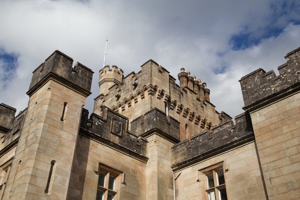 Minard Castle: A Georgian House Transformed into a Castle-like Residence 2 Minard Castle