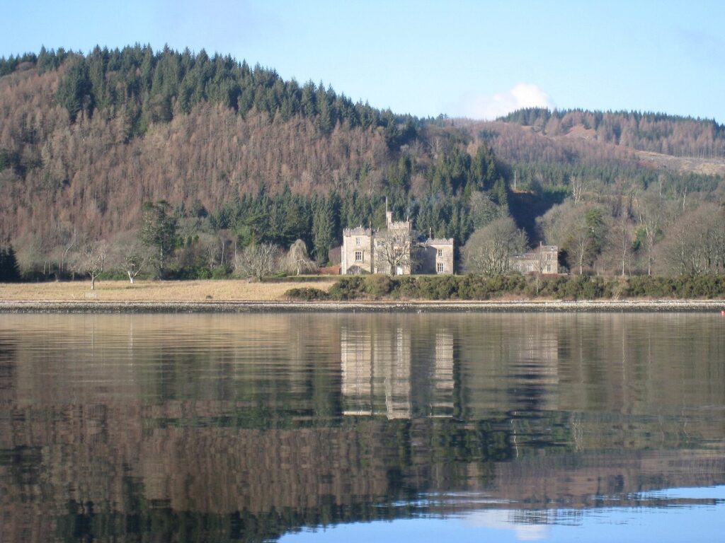 Minard Castle: A Georgian House Transformed into a Castle-like Residence 3 Minard Castle