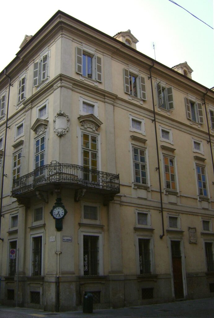 Palazzo Cavour: A Piedmontese Baroque Palace in Turin 2 Palazzo Cavour