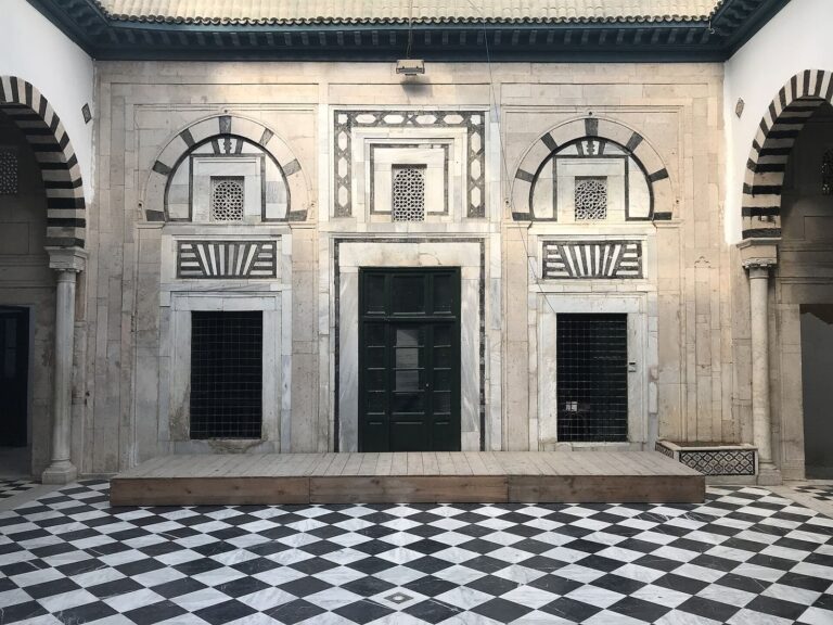 Dar Daouletli: A Seventeenth-Century Palace and La Rachidia Headquarters