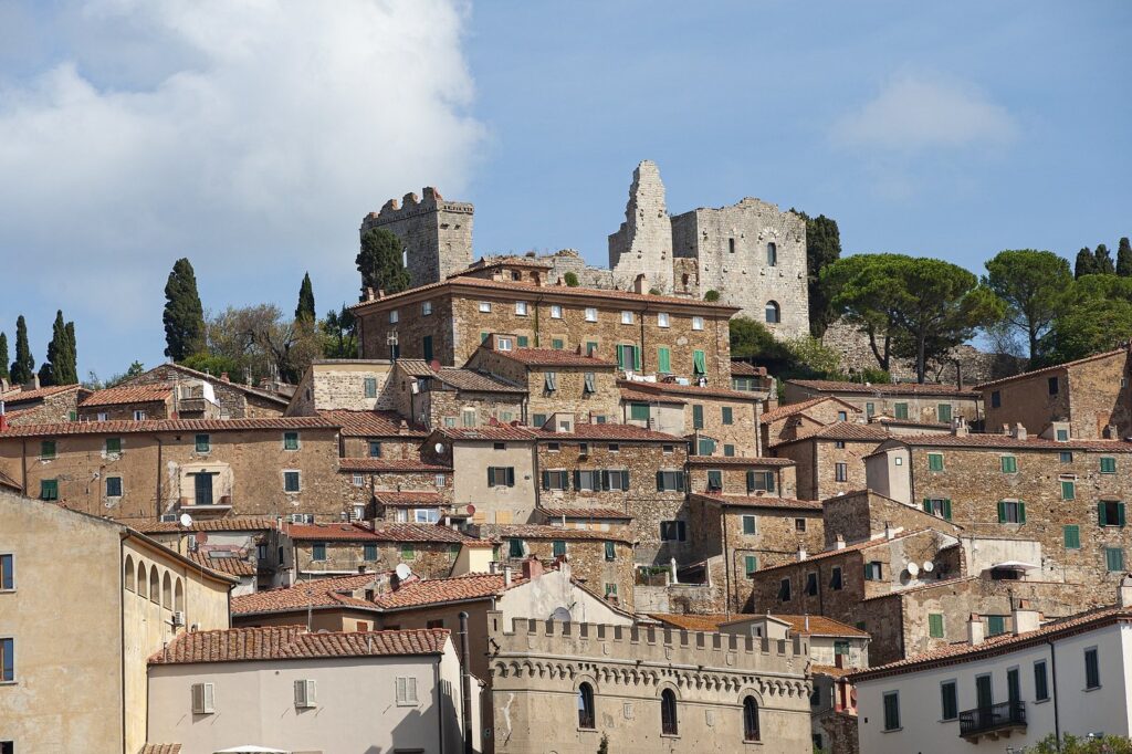 Campiglia Marittima Castle: A Medieval Fortress and Archaeological Park 3 Campiglia Marittima Castle