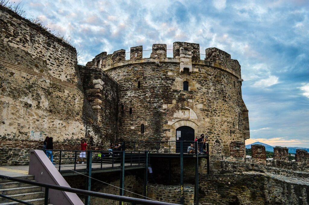 Walls of Thessaloniki: Historic City Fortifications 3 Walls of Thessaloniki