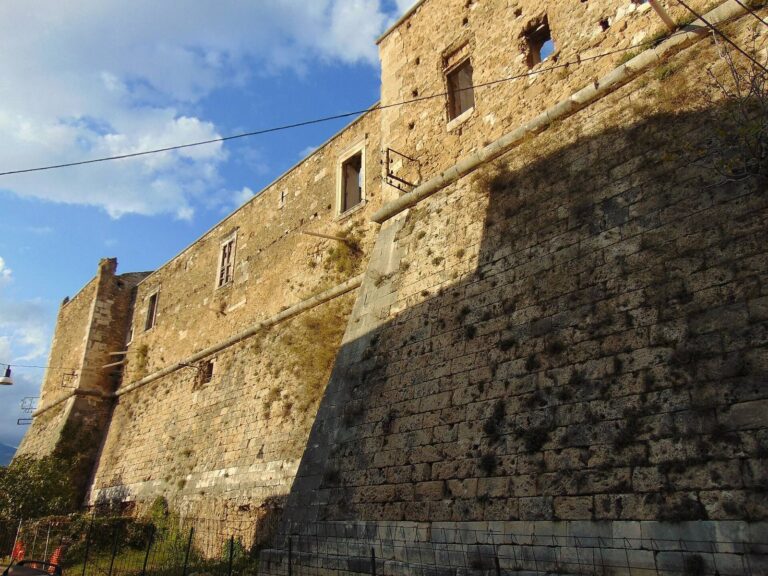 Caracciolo Castle: A Medieval Fortress and Ducal Residence in Tocco da Casauria