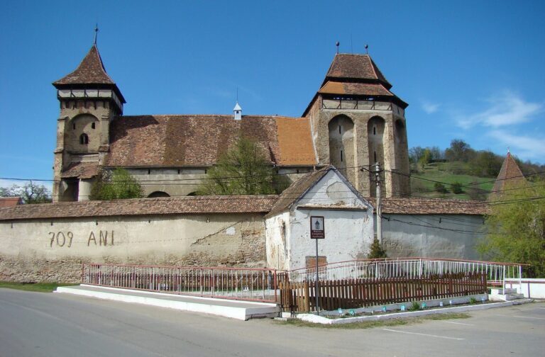 Valea Viilor Fortified Church: A Medieval Saxon Church and Defensive Complex