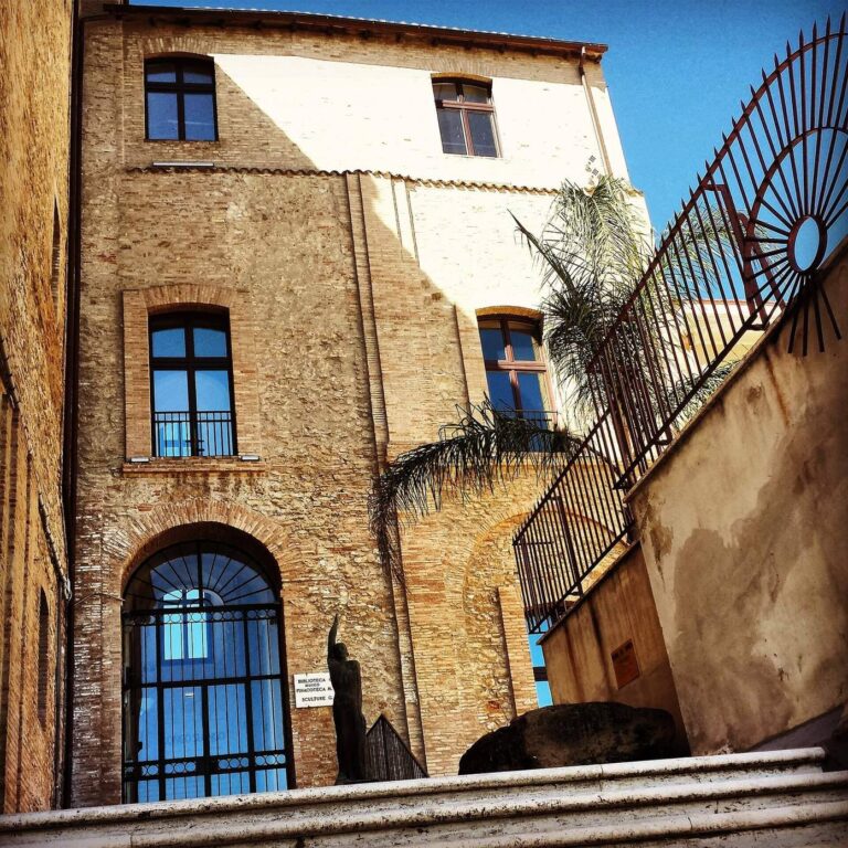 Palazzo Farnese, Ortona: An Unfinished Residence for Margherita d’Austria