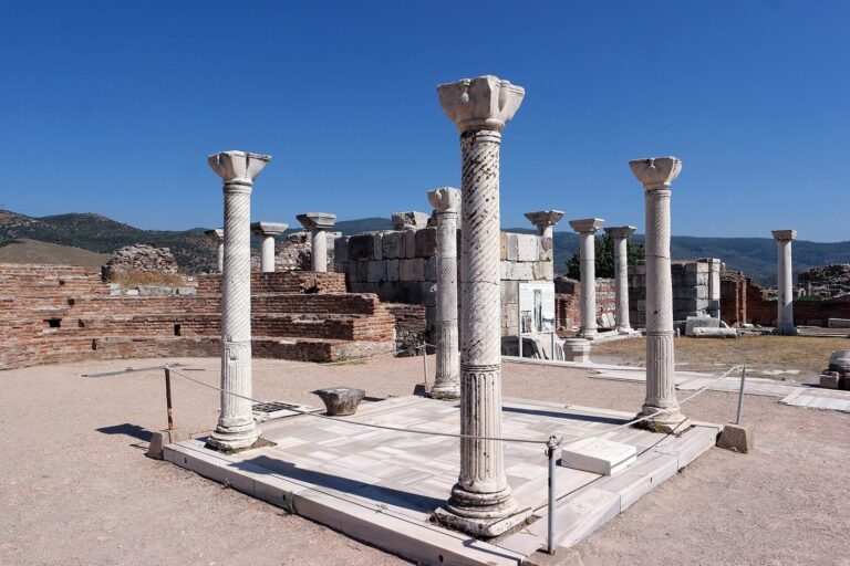 Ayasuluk Hill: An Ancient Settlement and Medieval Fortress at Ephesus