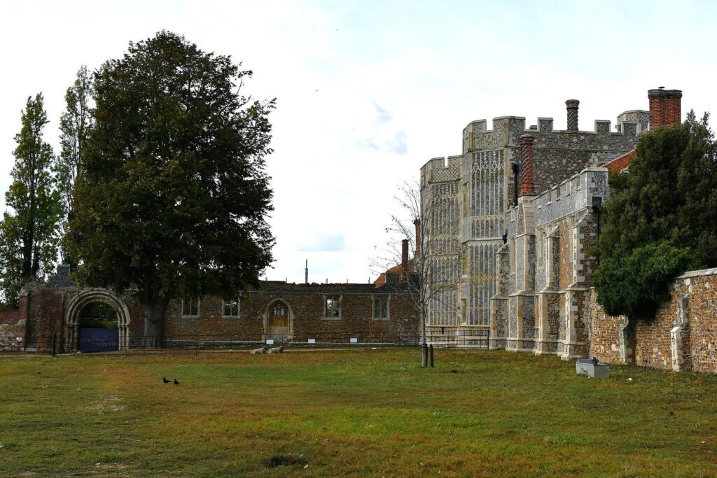 St Osyth's Priory: An Augustinian House and Country Estate in Essex 2 St Osyth's Priory