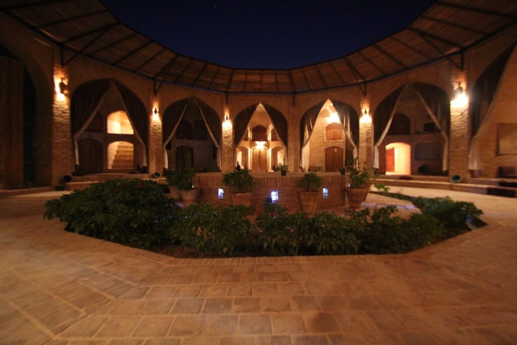 Zein-o-Din Caravanserai: A Safavid Roadside Inn in Iran 2 Zein-o-Din Caravanserai