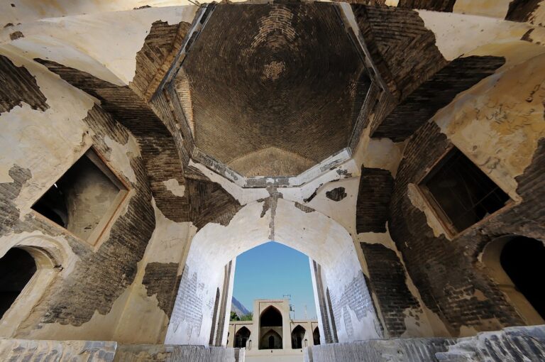 Meyami Caravanserai: A Safavid Roadside Inn in Iran