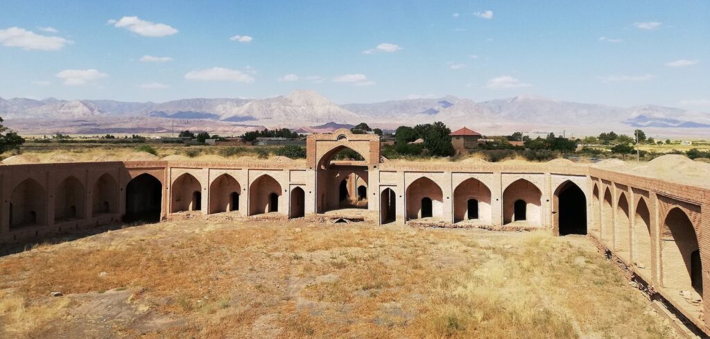 Mehr Caravanserai: A Qajar-Era Roadside Inn in Iran 3 Mehr Caravanserai
