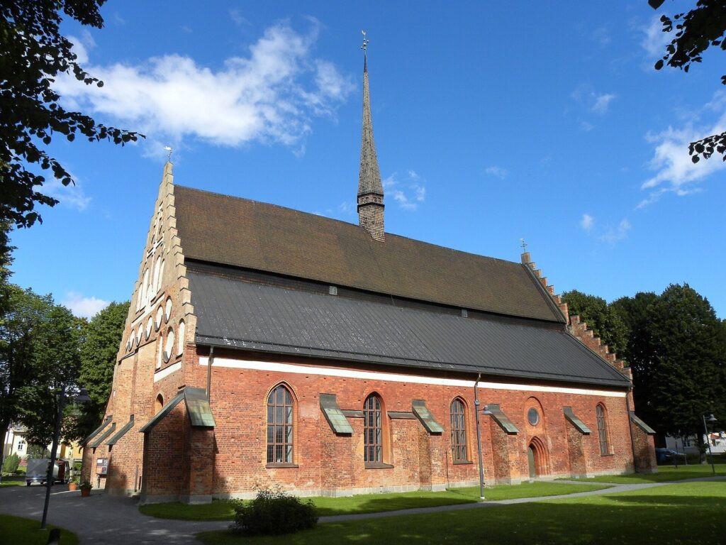 St. Lawrence's Church: A Medieval Brick Gothic Church in Söderköping 1 St. Lawrence's Church