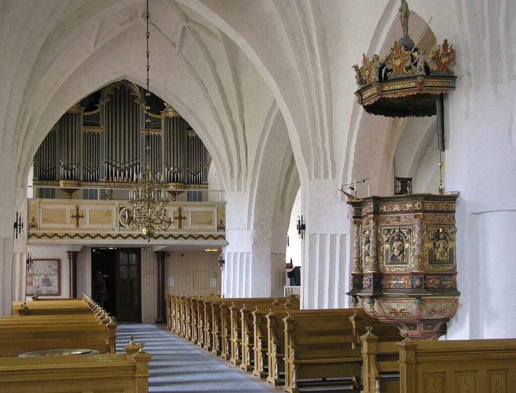 St. Lawrence's Church: A Medieval Brick Gothic Church in Söderköping 2 St. Lawrence's Church