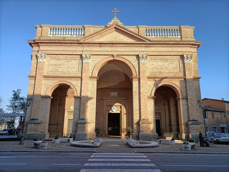 Montalto Cathedral: A Co-Cathedral in Montalto delle Marche, Italy