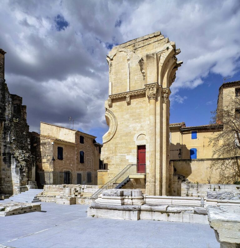 Abbey of Saint-Gilles: A Benedictine Pilgrimage Monastery in France