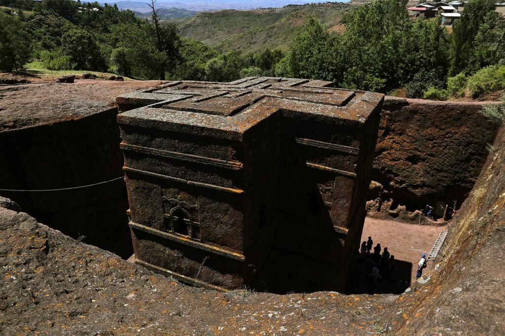 Monolithic Churches in Lalibela: Medieval Rock-Cut Places of Worship 1 Monolithic churches in Lalibela