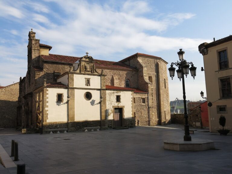 Los Alas Chapel: A Medieval Family Burial Chapel in Avilés