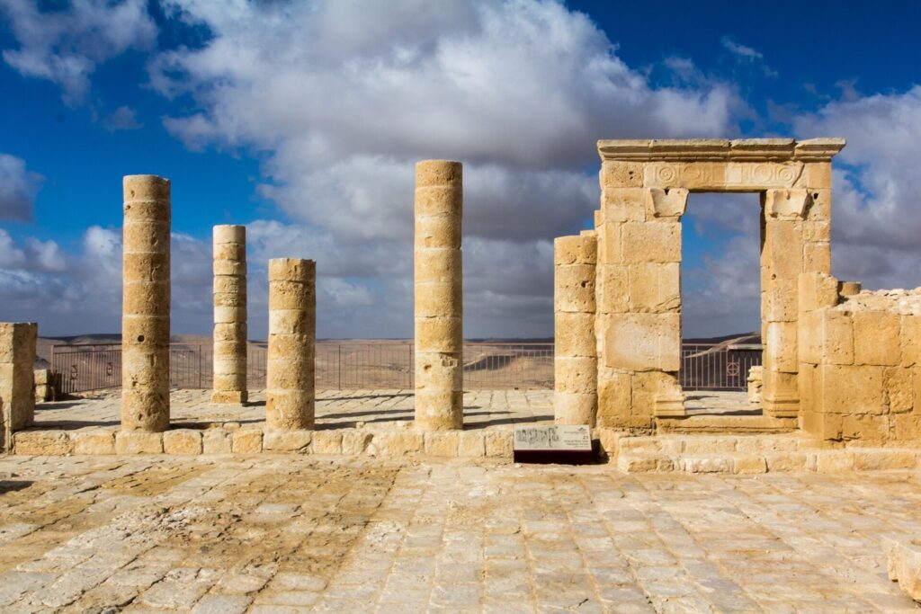 Abdah: A Nabataean Station on the Petra–Gaza Incense Route 2 Abdah