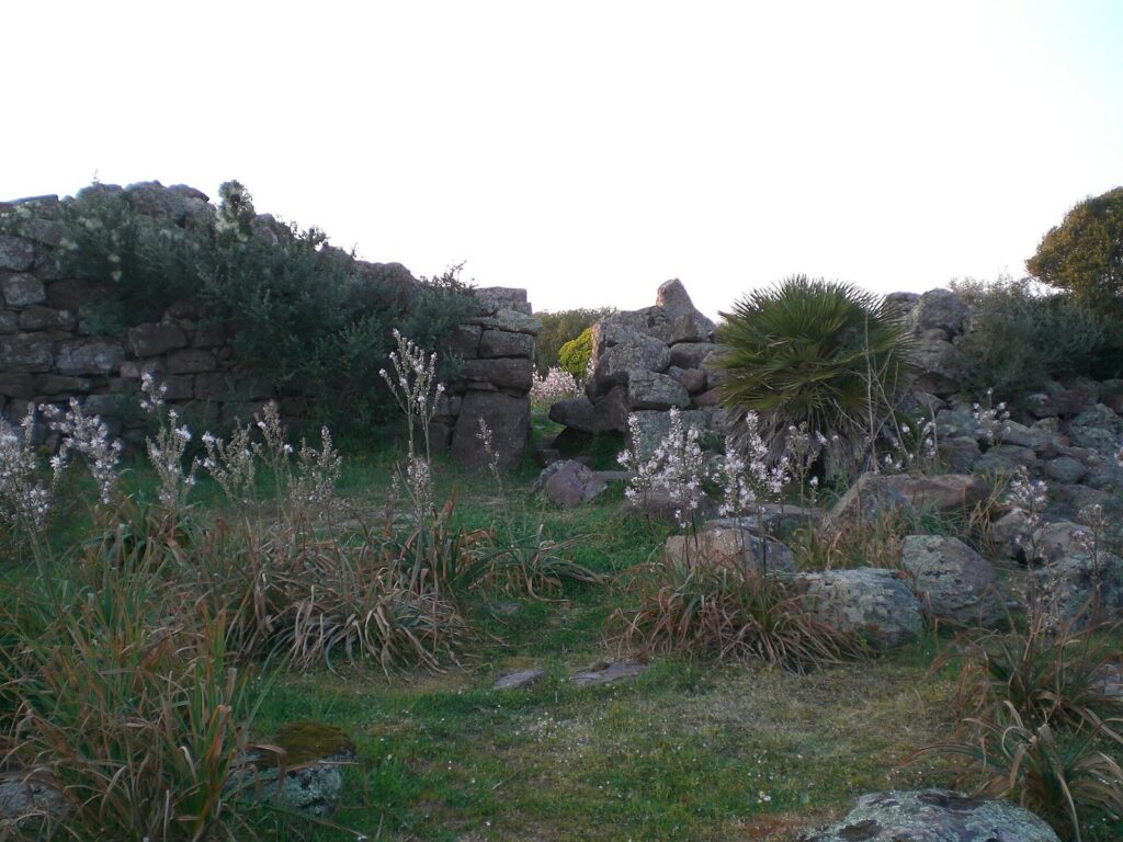 Monte Baranta: A Pre-Nuragic Complex in Sardinia 1 Monte Baranta