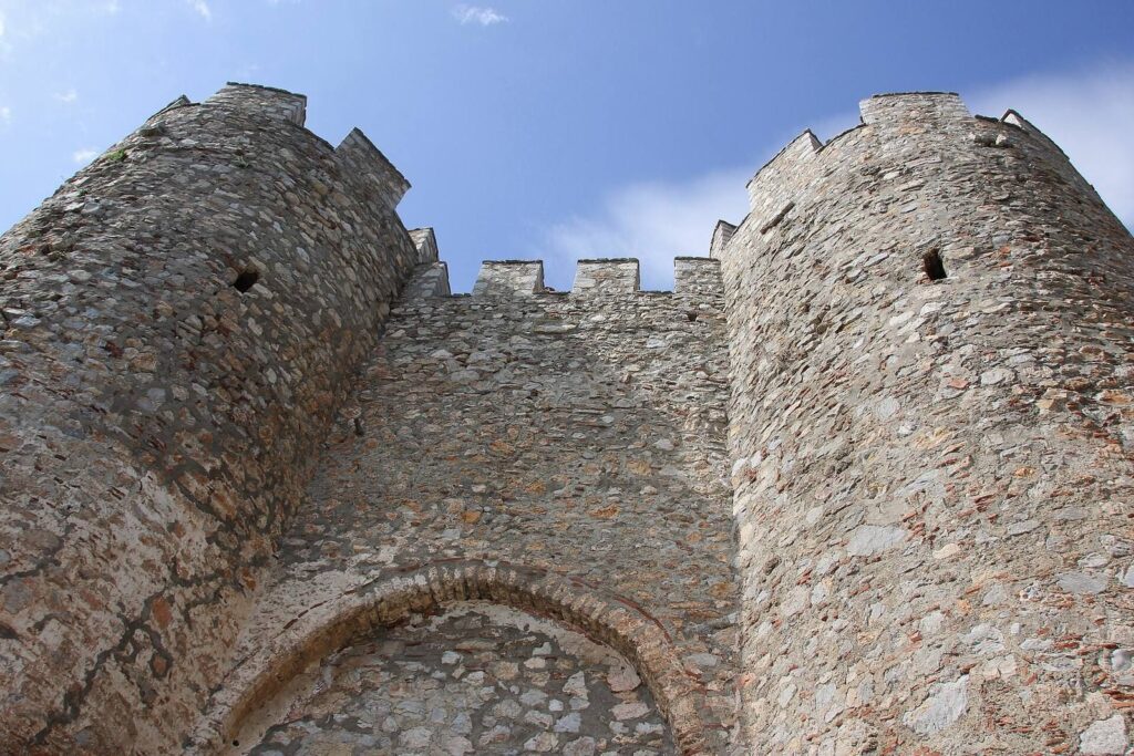 Samuil's Fortress: Ohrid's Hilltop Defensive Complex 1 Samuil's Fortress