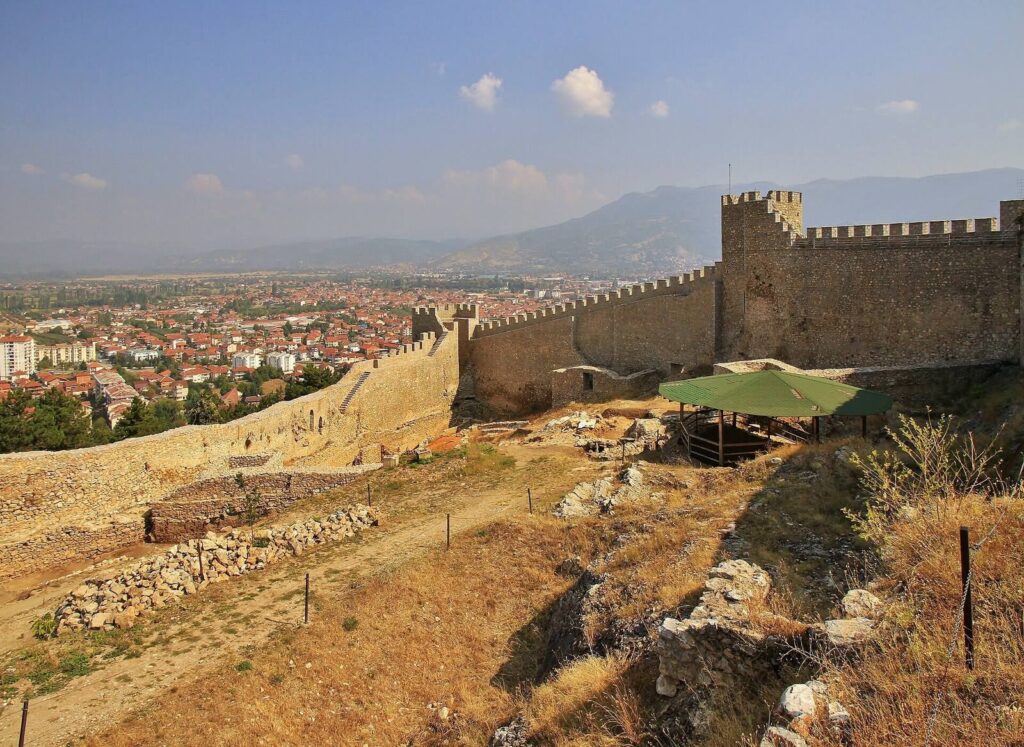 Samuil's Fortress: Ohrid's Hilltop Defensive Complex 3 Samuil's Fortress