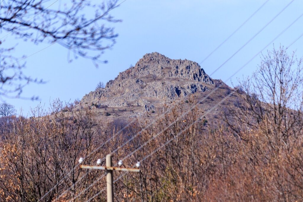 Kokino: A Bronze Age Archaeological Site and Proposed Observatory in North Macedonia 1 Kokino