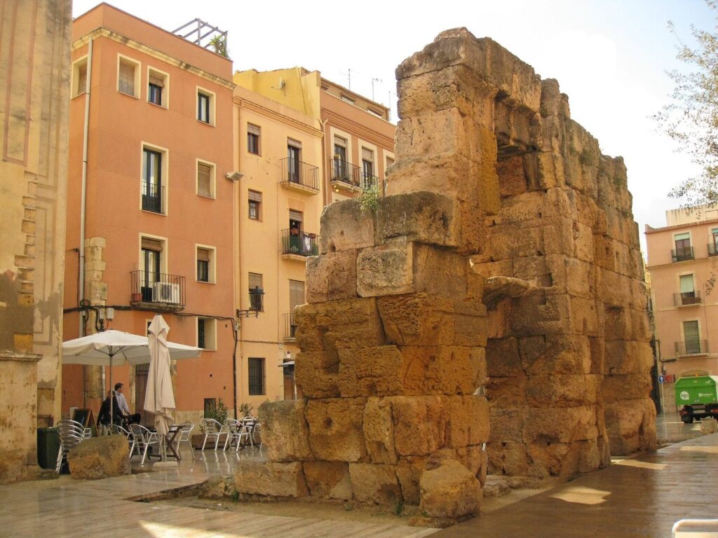 Provincial Forum of Tarraco: Rome’s Administrative and Ceremonial Centre 2 provincial forum of Tarraco