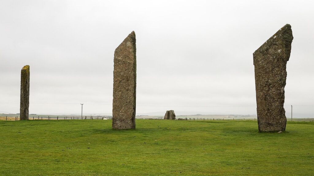 Stones of Stenness: A Neolithic Henge and Stone Circle in Orkney 2 Stones of Stenness