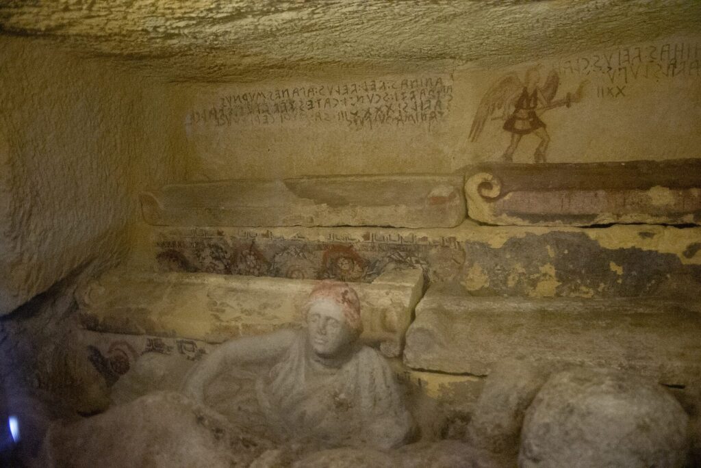 Necropolis of Monterozzi: The Etruscan Cemetery of Tarquinia 2 Necropolis of Monterozzi
