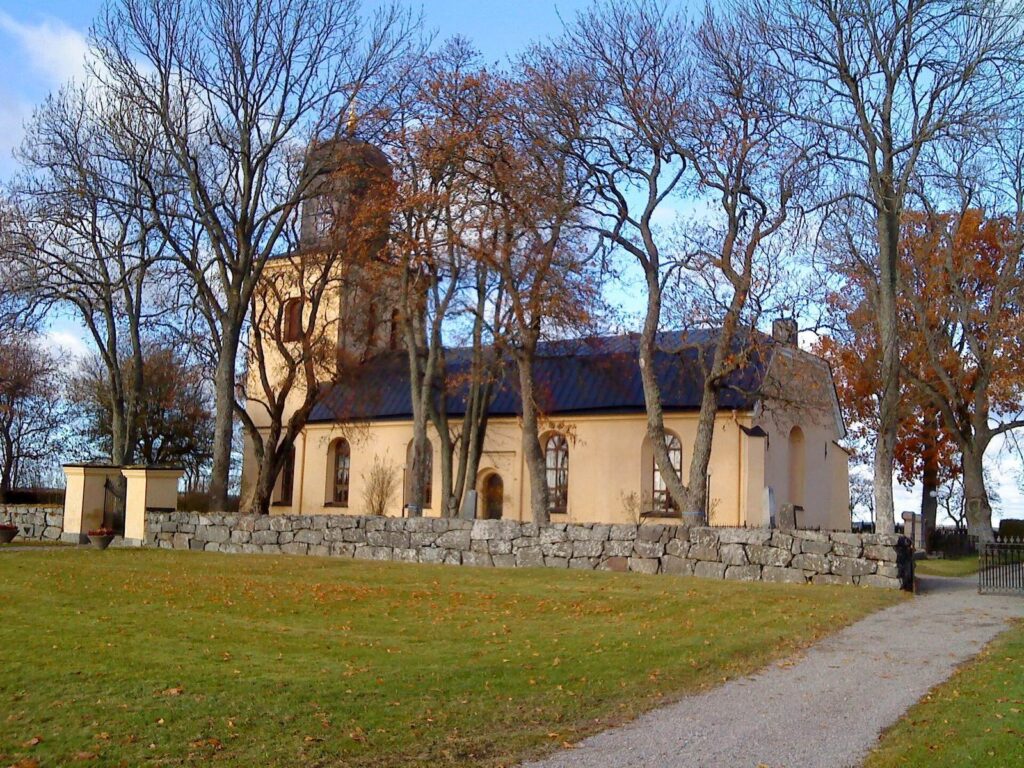Harakers Church: A Medieval Church in Skultuna, Sweden 1 Harakers kyrka