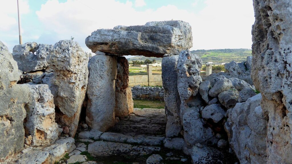 Ta' Ħaġrat: A Neolithic Temple Complex in Malta 2 Ta' Ħaġrat
