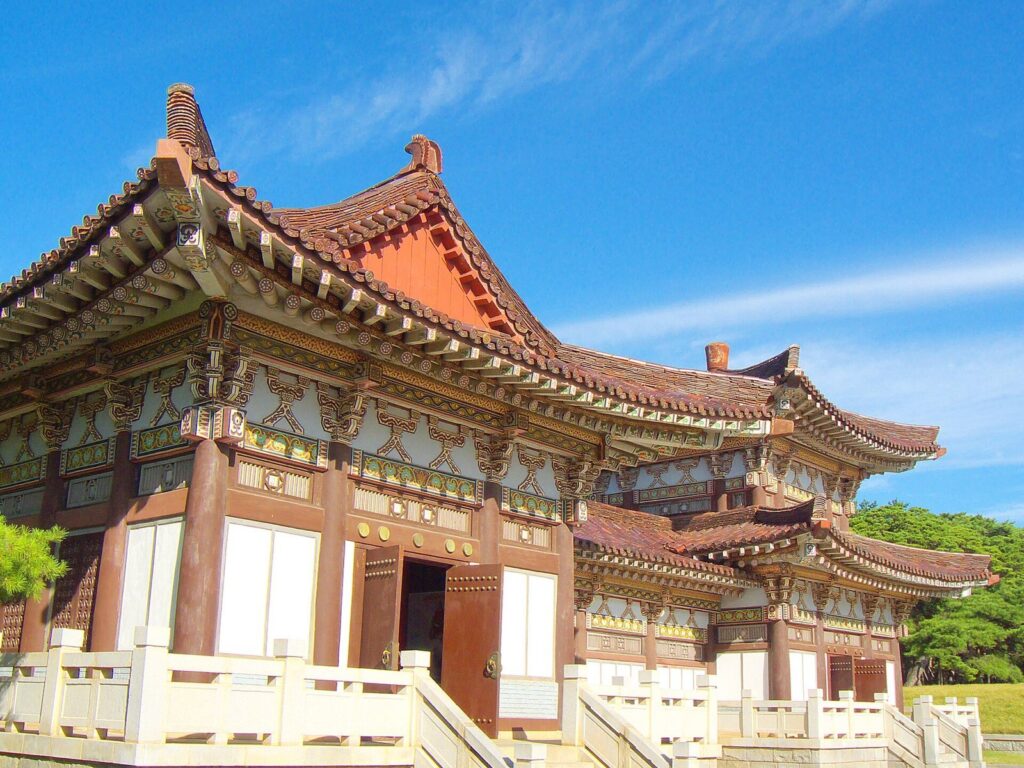 Goguryeo Tombs: A Royal and Aristocratic Burial Complex in North Korea 2 Goguryeo tombs