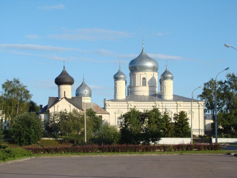 Zverin Monastery: A Women’s Orthodox Monastery in Veliky Novgorod