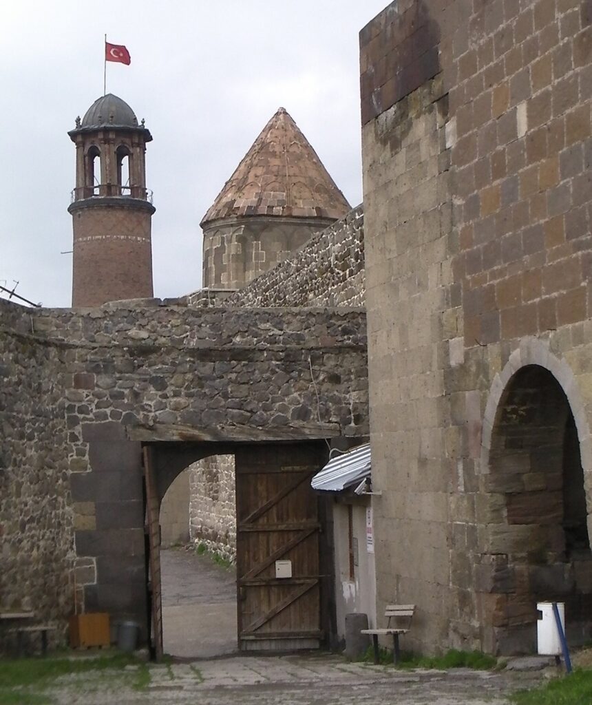 Erzurum Castle: A Byzantine Fortress in Türkiye 3 Erzurum Castle