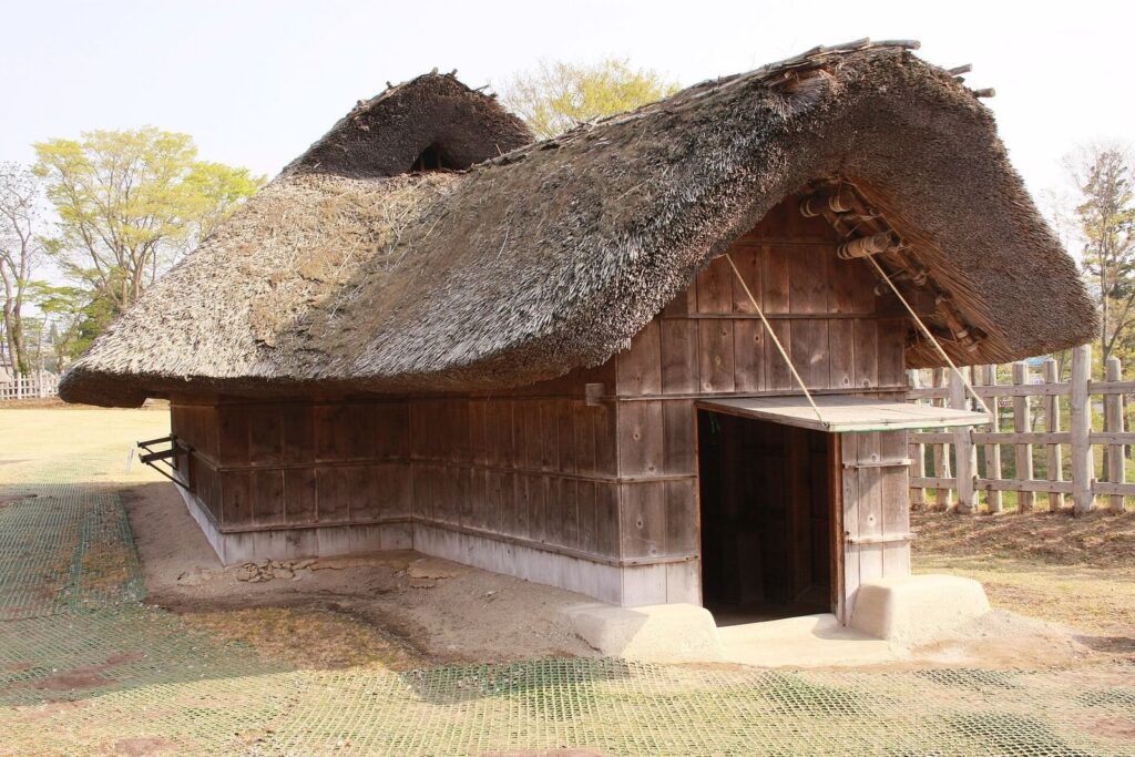 Ne Castle: A Medieval Japanese Castle and Administrative Center 1 Ne Castle