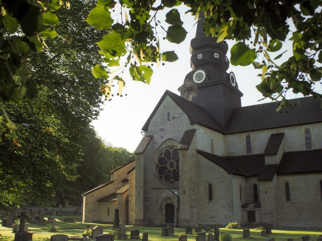 Varnhem Abbey: A Cistercian Monastery and Royal Burial Church in Sweden 1 Varnhem Abbey