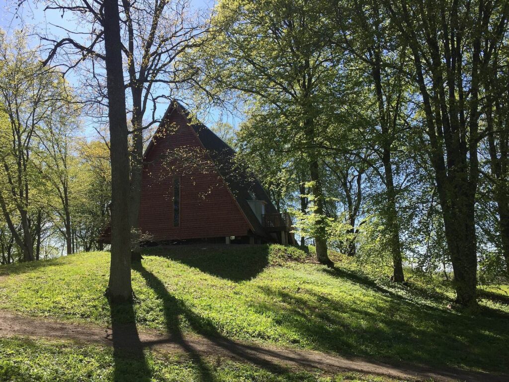 Varnhem Abbey: A Cistercian Monastery and Royal Burial Church in Sweden 3 Varnhem Abbey