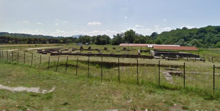 Forum Novum: A Roman Civic and Religious Center
